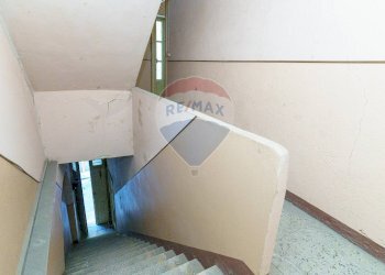 Scale - Independent house Via Filippo Turati
 
14, Lentini - photo 9