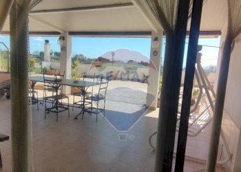 Balcone - Villa VIA VITALIANO BRANCATI
 
17, Caltagirone - foto 23