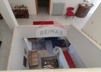 Scale - Villa VIA VITALIANO BRANCATI
 
17, Caltagirone - foto 36