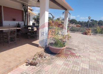 Terrazza - Villa VIA VITALIANO BRANCATI
 
17, Caltagirone - foto 49