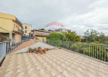 Terrazza - Casa indipendente Via Sant' Andrea
 
13, Trecastagni - foto 4