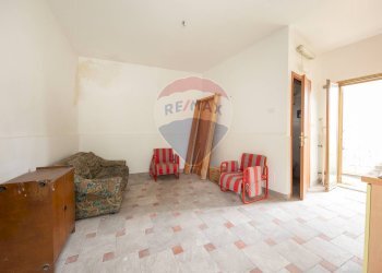 Soggiorno - Casa indipendente Via Sant' Andrea
 
13, Trecastagni - foto 11