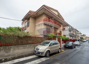 Edificio all\'aperto - Appartamento Via Del Mandorlo
 
46, Misterbianco - foto 2
