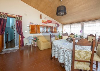 Sala da pranzo - Appartamento Via Del Mandorlo
 
46, Misterbianco - foto 10