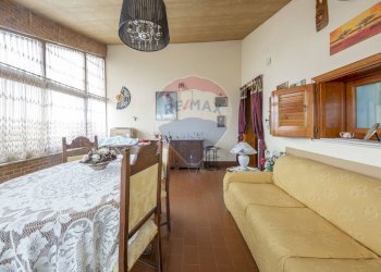 Sala da pranzo - Appartamento Via Del Mandorlo
 
46, Misterbianco - foto 11