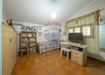 Camera / camera da letto - Appartamento Via Del Mandorlo
 
46, Misterbianco - foto 12