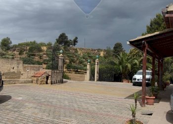 Terrazza - Villa VIA ANTONINO GRAVINA IL BELLICOSO
 
8, Caltagirone - foto 10