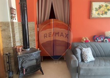 Soggiorno - Villa VIA ANTONINO GRAVINA IL BELLICOSO
 
8, Caltagirone - foto 25