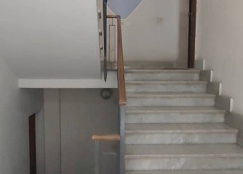 Scale - Appartamento VIALE PRINCIPE UMBERTO - VIA G. ARCOLEO
 
180, Caltagirone - foto 8