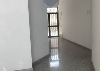 Stanza vuota - Appartamento VIALE PRINCIPE UMBERTO - VIA G. ARCOLEO
 
180, Caltagirone - foto 9