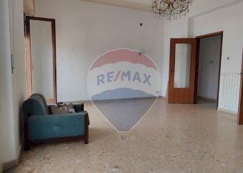 Stanza vuota - Appartamento VIALE PRINCIPE UMBERTO - VIA G. ARCOLEO
 
180, Caltagirone - foto 22