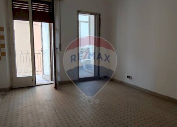 Stanza vuota - Appartamento VIALE PRINCIPE UMBERTO - VIA G. ARCOLEO
 
180, Caltagirone - foto 24