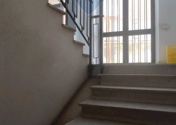 Scale - Appartamento VIALE PRINCIPE UMBERTO - VIA G. ARCOLEO
 
180, Caltagirone - foto 44