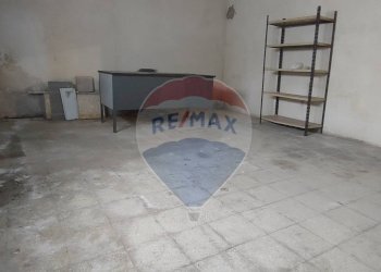 Stanza vuota - Appartamento VIALE PRINCIPE UMBERTO - VIA G. ARCOLEO
 
180, Caltagirone - foto 45
