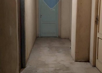 Hall / corridoio - Appartamento VIALE PRINCIPE UMBERTO - VIA G. ARCOLEO
 
180, Caltagirone - foto 46