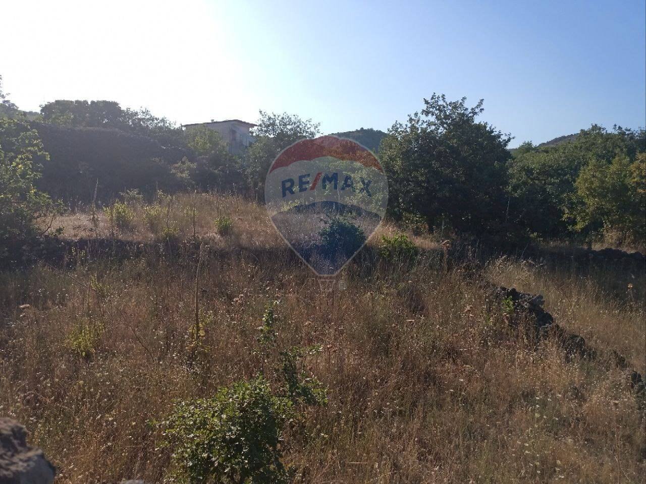 Vista delle montagne - Terreno edificabile via mareneve
 
80, Linguaglossa - foto 3