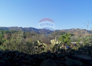 Vista delle montagne - Terreno edificabile via mareneve
 
80, Linguaglossa - foto 11