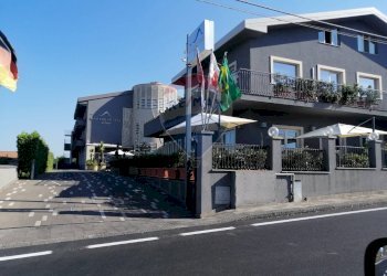 Edificio all\'aperto - Terreno edificabile via mareneve
 
80, Linguaglossa - foto 13