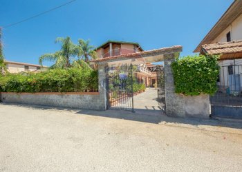 Casa all\'aperto - Casa semi indipendente VACCARIZZO
 
SN, Catania - foto 2