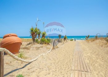 Vista dell\'acqua - Casa semi indipendente VACCARIZZO
 
SN, Catania - foto 11