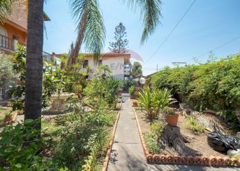 Giardino - Casa semi indipendente VACCARIZZO
 
SN, Catania - foto 22