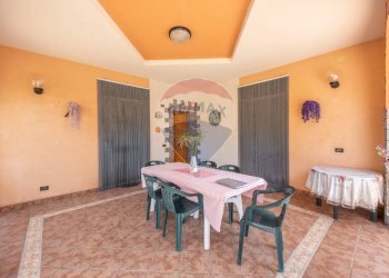 Terrazza - Casa semi indipendente VACCARIZZO
 
SN, Catania - foto 26