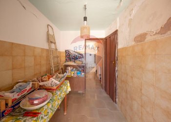 Hall / corridoio - Casa semi indipendente VACCARIZZO
 
SN, Catania - foto 29