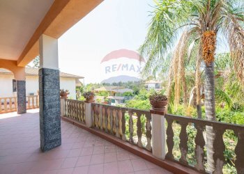 Terrazza - Casa semi indipendente VACCARIZZO
 
SN, Catania - foto 47