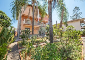 Giardino - Casa semi indipendente VACCARIZZO
 
SN, Catania - foto 69