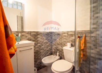 Bagno - Bilocale Via lungo mare
 
86, Sant'Alessio Siculo - foto 15