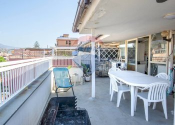 Terrazza - Bilocale Via lungo mare
 
86, Sant'Alessio Siculo - foto 19
