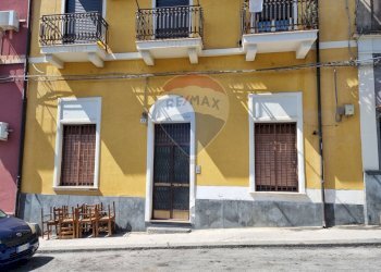 Edificio all\'aperto - Trilocale Via Stella
 
25, Catania - foto 22