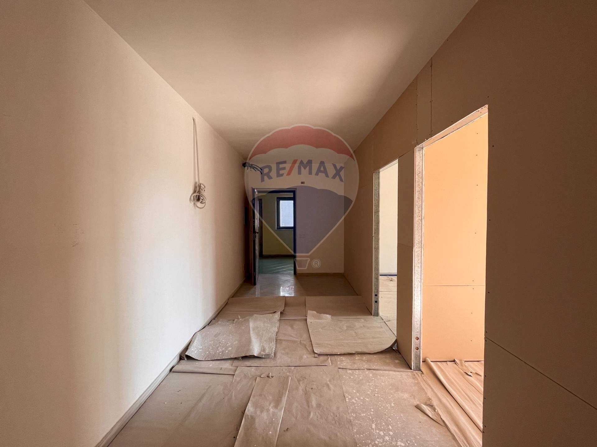 Hall / corridoio - Office Piazza G Falcone e P Borsellino
 
10, Caltagirone - photo 3