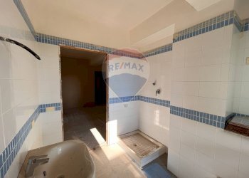 Bagno - Ufficio Piazza G Falcone e P Borsellino
 
10, Caltagirone - foto 9