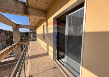 Balcone - Ufficio Piazza G Falcone e P Borsellino
 
10, Caltagirone - foto 24