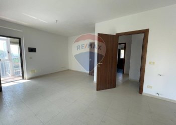 Stanza vuota - Quadrilocale Via: Roma, Camporotondo Etneo - foto 20