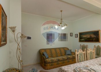 Sala da pranzo - Quadrilocale VIA ARMANDO DIAZ
 
9, Gravina di Catania - foto 6