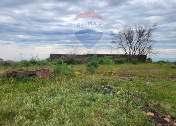 Giardino - Terreno edificabile Via Etnea
 
1, Gravina di Catania - foto 1