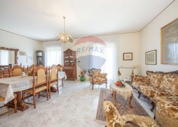 Sala da pranzo - Casa indipendente VIA SANTA SPERA
 
2, Mascalucia - foto 3