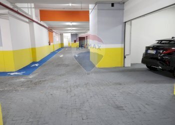 Parcheggio - Box Via Bronte
 
2/P, Catania - foto 6