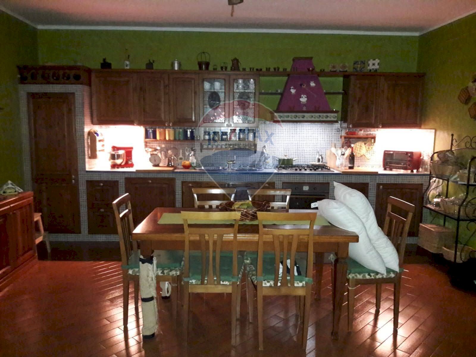 Cucina - Appartamento VIA SANTA SOFIA
 
25, Caltagirone - foto 3