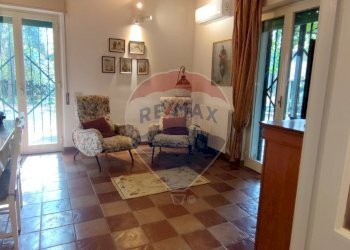 Soggiorno - Villa VIA OTTAVIA PENNA
 
32, Caltagirone - foto 15