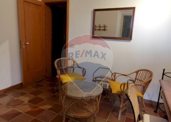 Sala da pranzo - Villa VIA OTTAVIA PENNA
 
32, Caltagirone - foto 33