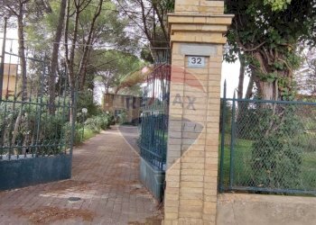 Giardino - Villa VIA OTTAVIA PENNA
 
32, Caltagirone - foto 52