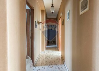 Hall / corridoio - Appartamento via libertà
 
41, Lentini - foto 34