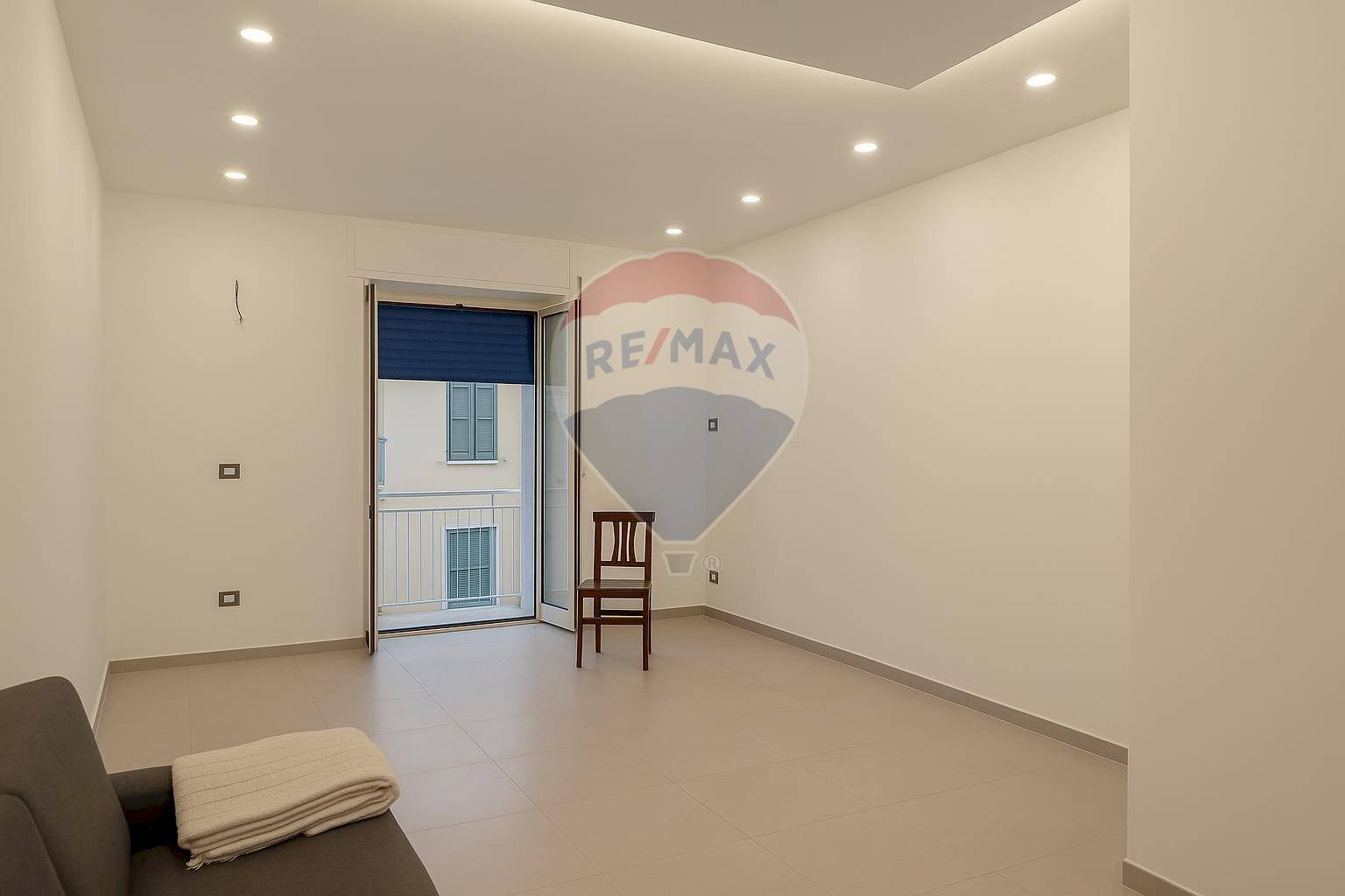 Soggiorno - Appartamento via Renato Imbriani
 
46, Catania - foto 3