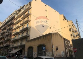 Edificio all\'aperto - Appartamento via Renato Imbriani
 
46, Catania - foto 1