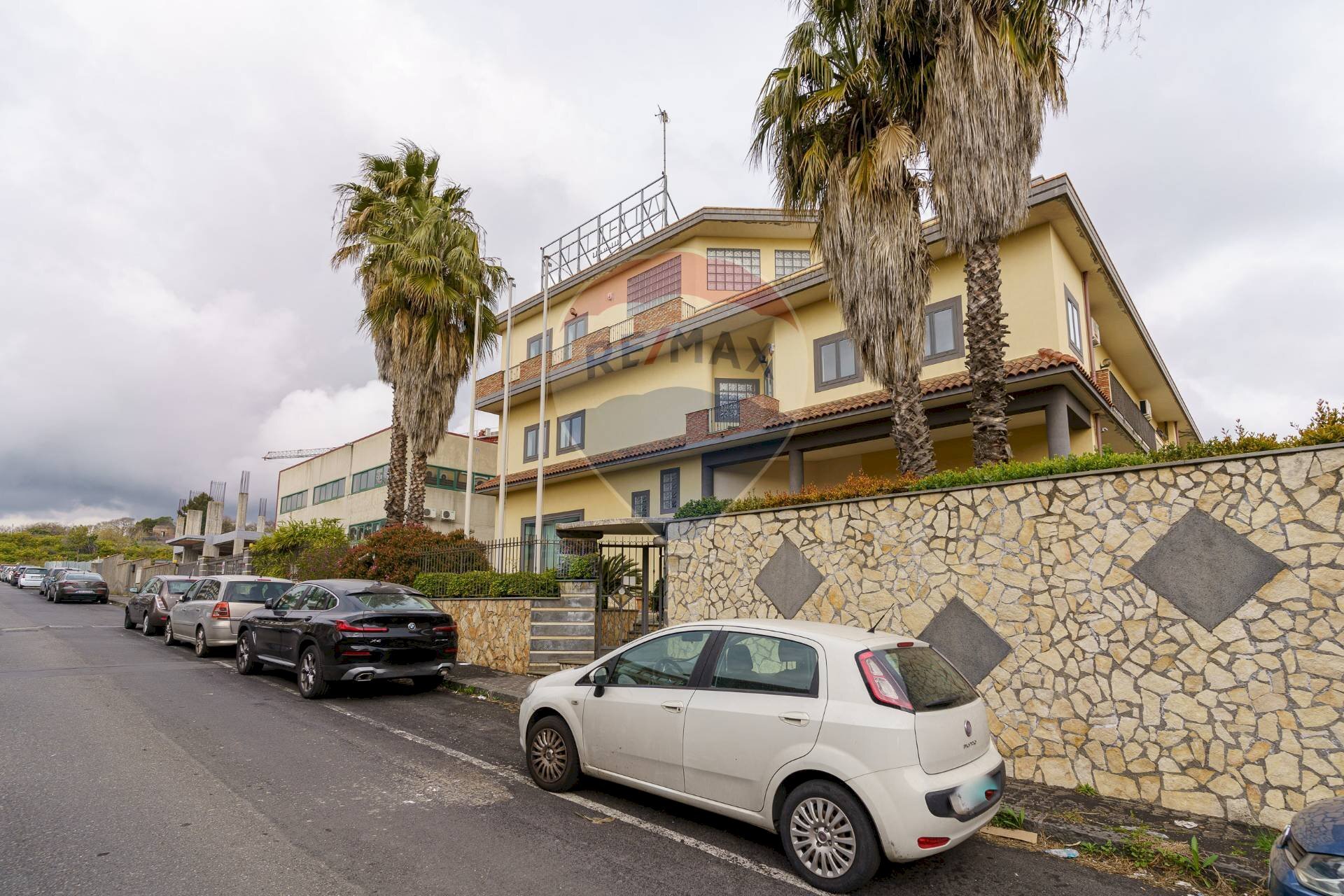 Edificio all\'aperto - Commercial Premises Via pacinotti antonio, Aci Sant'Antonio - photo 2