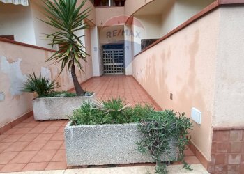 Edificio all\'aperto - Bilocale Piccolo Torrente Pagliara
 
2, Roccalumera - foto 2