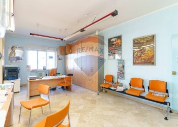 Ufficio - Appartamento Corso Sicilia
 
37, Enna - foto 8